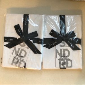 NWT West Elm Belgian Flax Linen Shams (set of 2)
